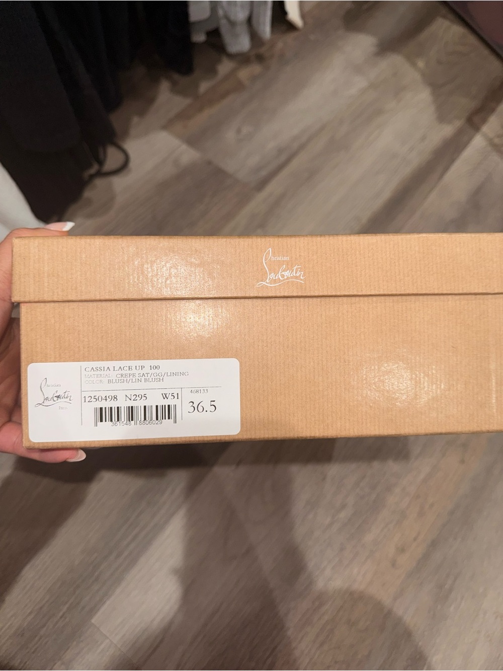 Christian Louboutin Beige/Tan Shoe Box with Label - Picture 11 of 11